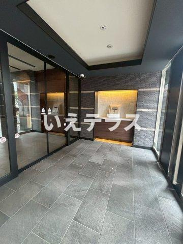 グランカリテ神戸ハーバーランド前のロビー