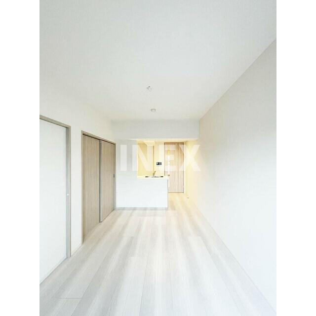横浜市中区長者町１丁目の賃貸マンションの居間・リビング