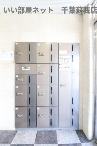 プリムヴェールのロビー|宅配ボックスがあると、自分の時間を有効活用できますね！