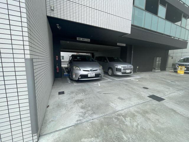Gatehouse Otoriiの駐車場
