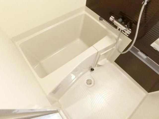 エテルヴォ三ノ輪ステーションフロントの浴室