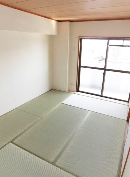 赤坪第２小菅ビルの寝室