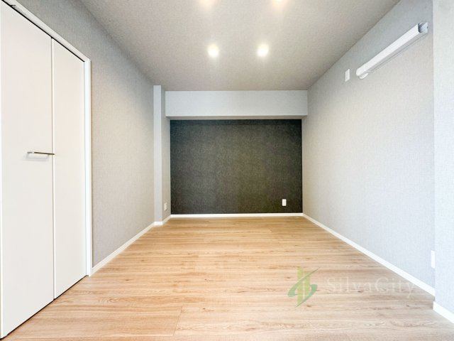 北千束スカイマンションの洋室|約4帖の洋室。クローゼットを備え、子ども部屋や書斎などにも活用できます。