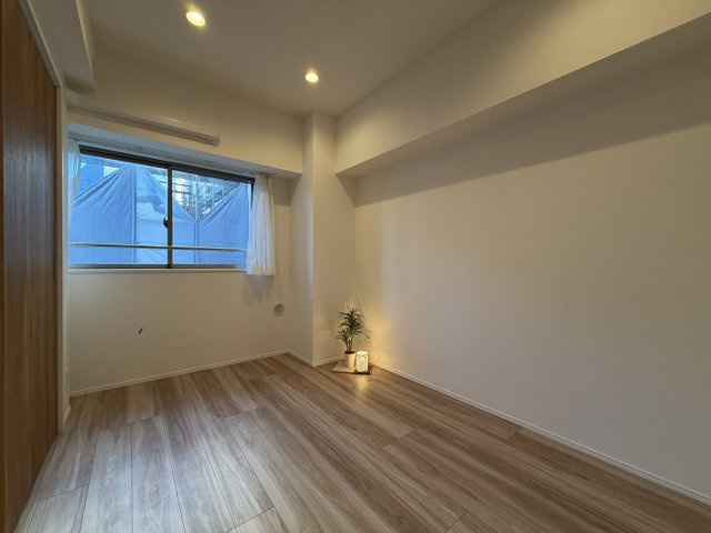 新宿区新宿５丁目の中古マンションの洋室|（約5.2帖）