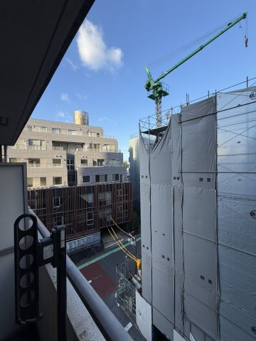 新宿区新宿５丁目の中古マンションの展望