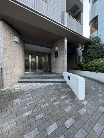 新宿区新宿５丁目の中古マンション