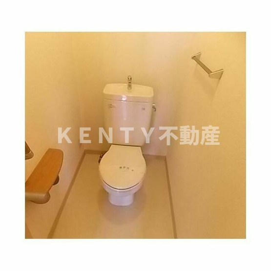 【トイレ】 | ラヴィール | 清潔感のあるトイレです