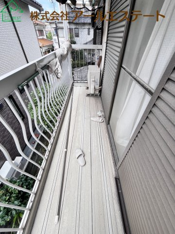 高砂市荒井町紙町　　山陽電鉄「荒井駅」徒歩6分のバルコニー