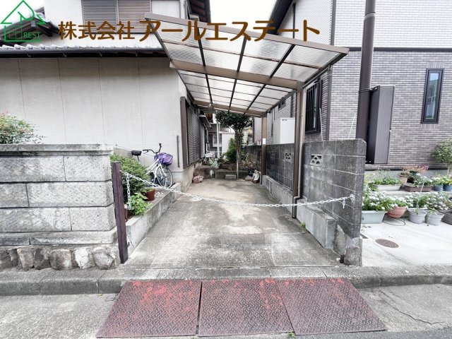 高砂市荒井町紙町　　山陽電鉄「荒井駅」徒歩6分の駐車場