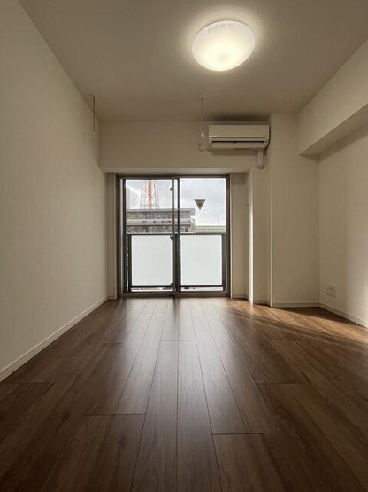 【寝室】