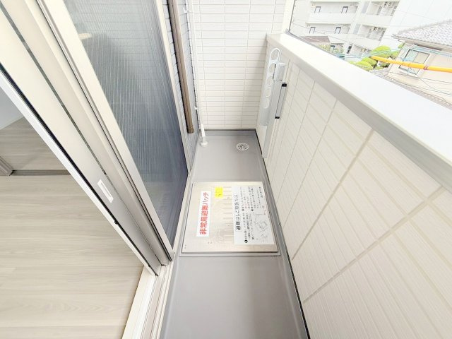 【バルコニー】 | ルミエ西川口