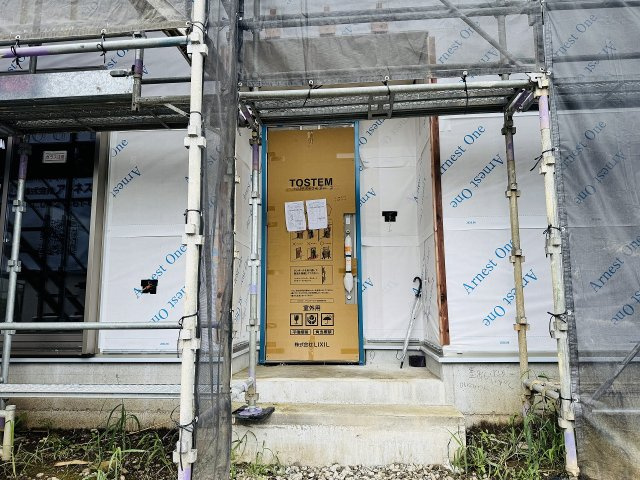 八王子市　弐分方町　新築一戸建て　４０期の玄関|～玄関は安心のWロックキーを採用～