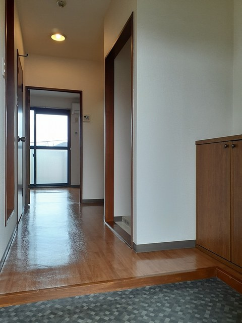 ラカーサ壱番館の居間・リビング