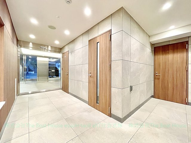 S-RESIDENCE上前津のエントランス