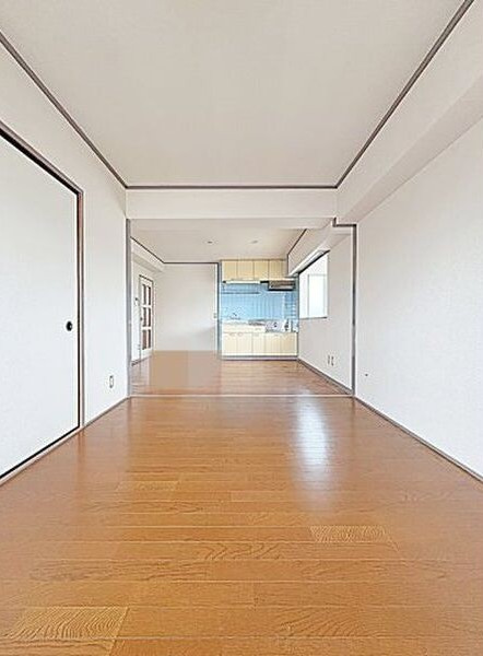 浅井マンションの居間・リビング