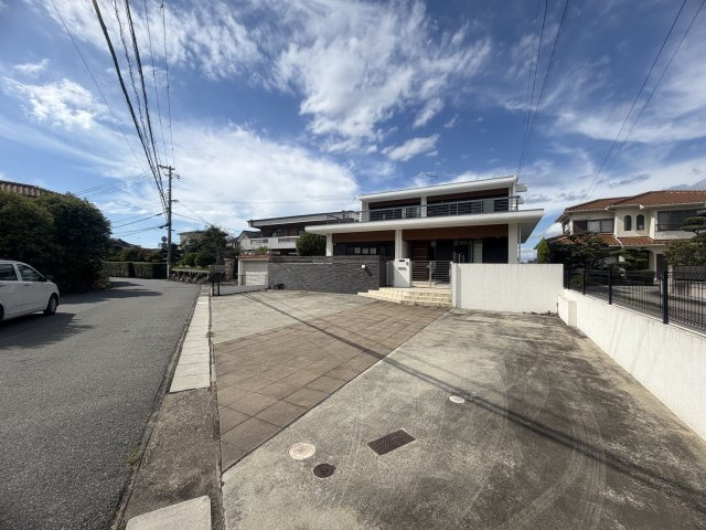 三木市緑が丘町本町１丁目戸建の外観