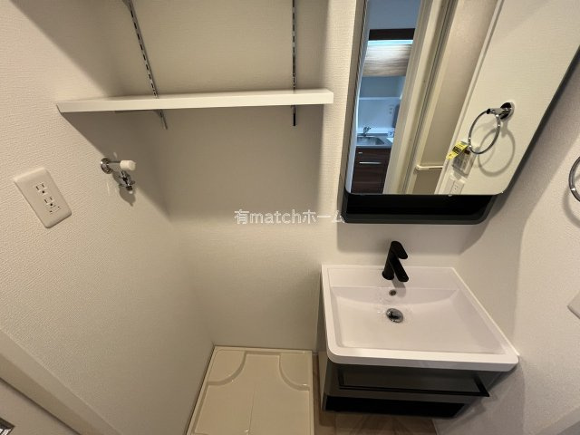 セレニテ難波ミラク参番館の洗面所