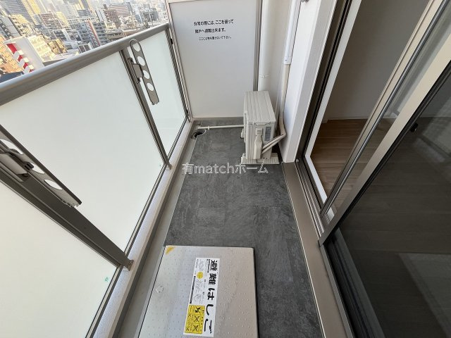 セレニテ難波ミラク参番館のバルコニー