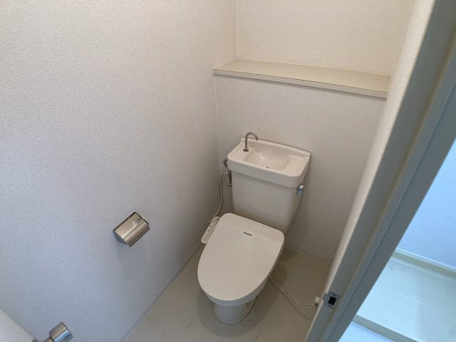 ロイヤルコート山の街のトイレ|温水洗浄付きのトイレ