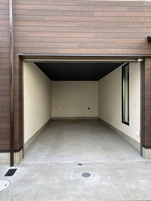 【駐車場】 | グランクアトロ