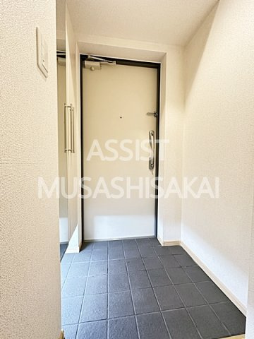 アウル三鷹の玄関