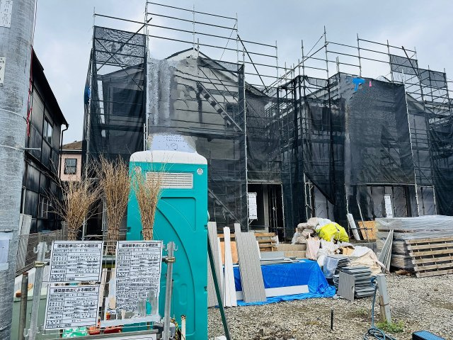 八王子市　弐分方町　新築一戸建て　４０期の外観|～太陽光パネル標準搭載　南東向きで陽当たり良好　全棟並列3台駐車可能カースペース付き～