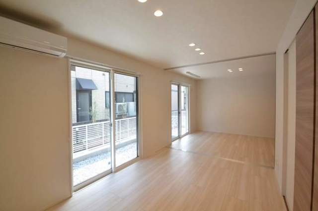 RESIDENCE NODAの居間・リビング