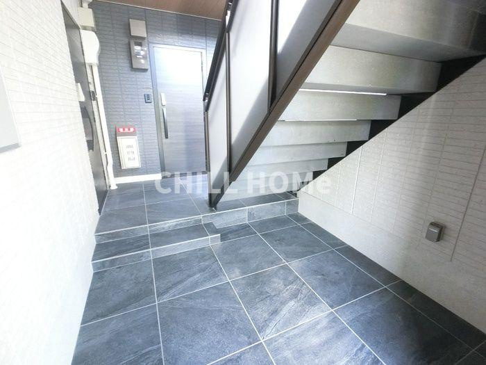 D-ROOM岩押町のロビー|当社、チルホームのHPもご覧ください(^^)/物件情報多数♪