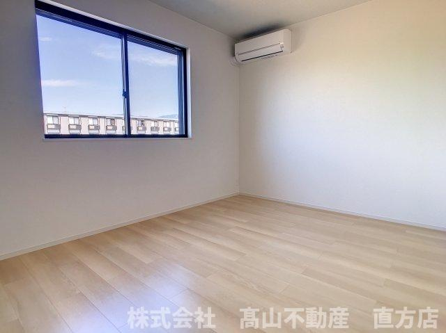 直方市大字感田のアパートの洋室