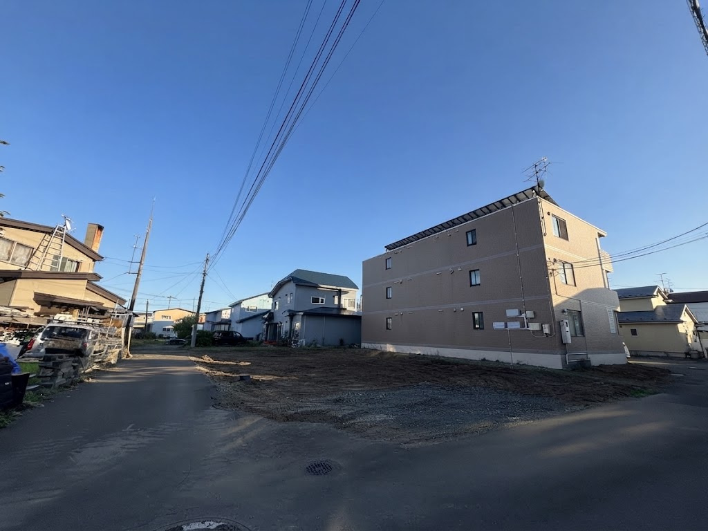 【解体更地完了】愛国東の陽当り良好な角地！自由設計が叶う建築条件なし土地の周辺