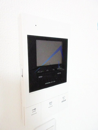 アレイ町屋のセキュリティ|モニター付きインターホンです。