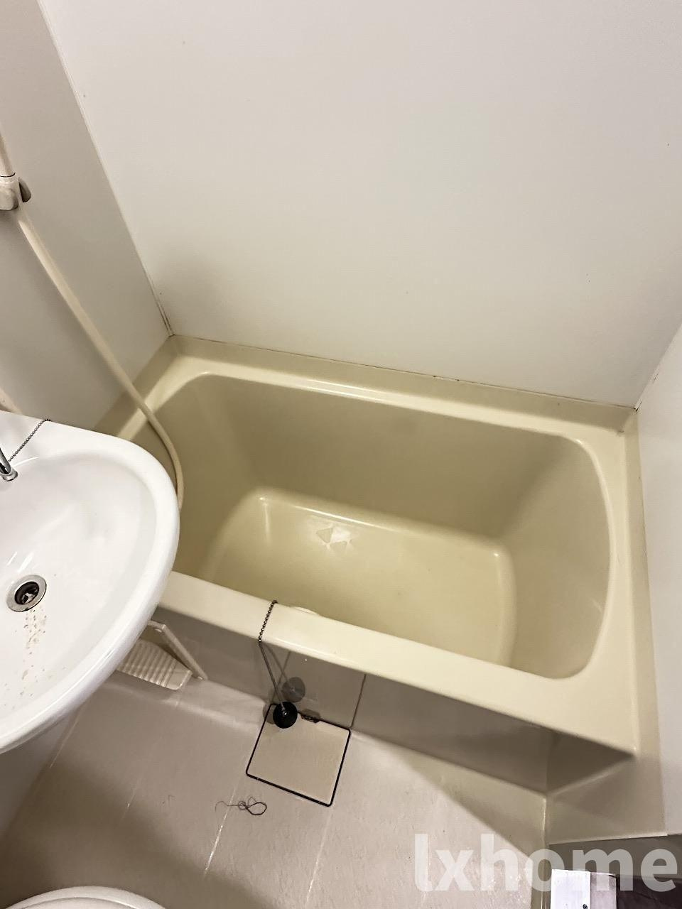 春日マンションの浴室|きれいなお風呂です