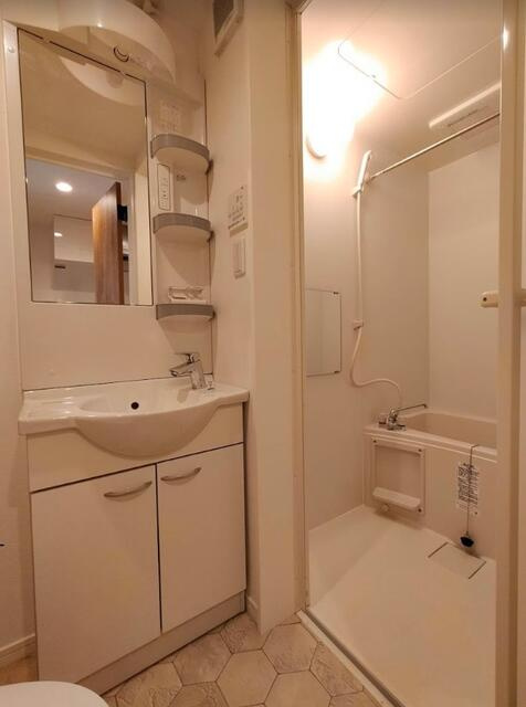 川崎市多摩区西生田３丁目のアパートの洗面所|別部屋の参考写真