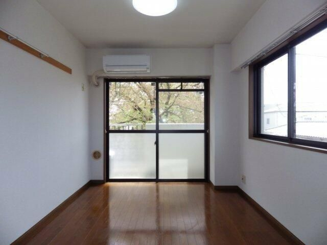【居間・リビング】 | ハイツガーデン | 別号室参考写真