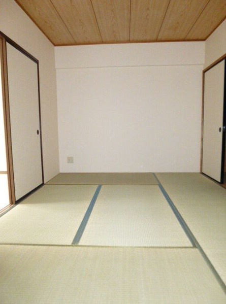 クオリティパレス徳重の寝室