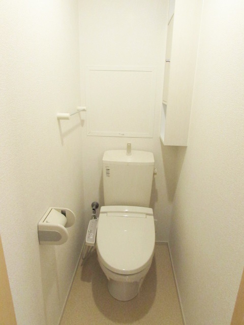 プラセール宝塚Ⅱのトイレ|清潔感のあるトイレです