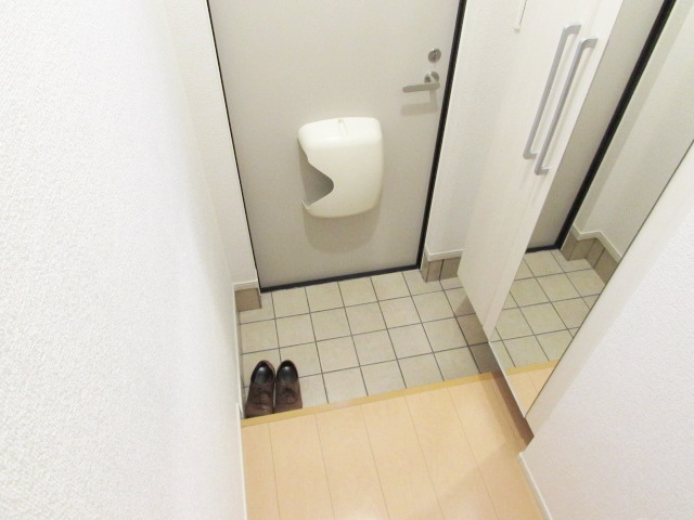 プラセール宝塚Ⅱの玄関|玄関です