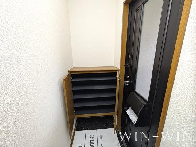 セジュール南 Aの玄関