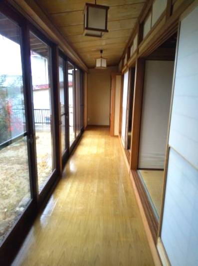 西岐波（江頭）中古住宅の内装