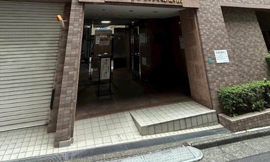 【エントランス】