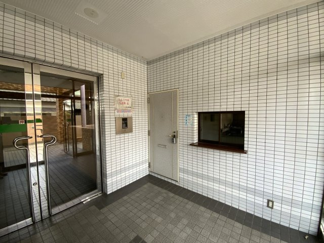 ホーユウパレス姫路広畑のエントランス