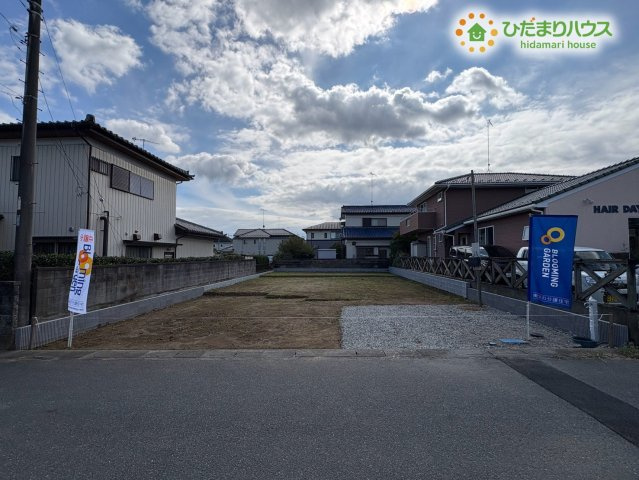 深谷市上野台　新築一戸建て　ブルーミングガーデン　01の駐車場