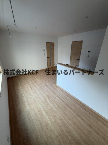 FLOW野中町の居間・リビング|こちらのリビングで趣味の時間をお楽しみください