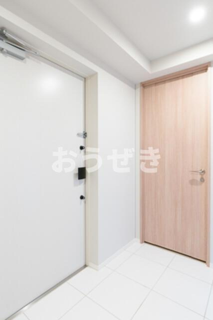 ザ・タワー横浜北仲の玄関|※写真は同タイプ住戸です。 