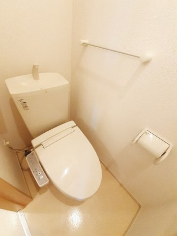 メゾン・ブリリアのトイレ|コンパクトで使いやすいトイレです
