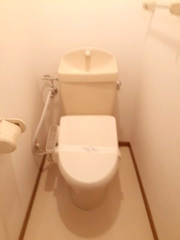 シャルマン・シャトレＢのトイレ|ゆったりとした空間のトイレです