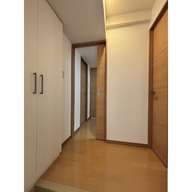 ププレＭＩＹＡ八丁堀の玄関