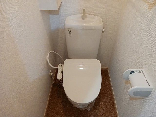 清潔感のあるトイレです