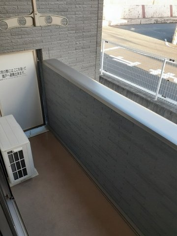 落ち着いた時間を過ごせるバルコニーです