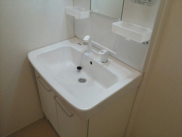 コンパクトで使いやすい洗面所